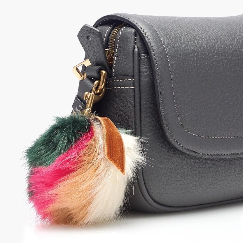 Damen J. Crew Pom Pom
